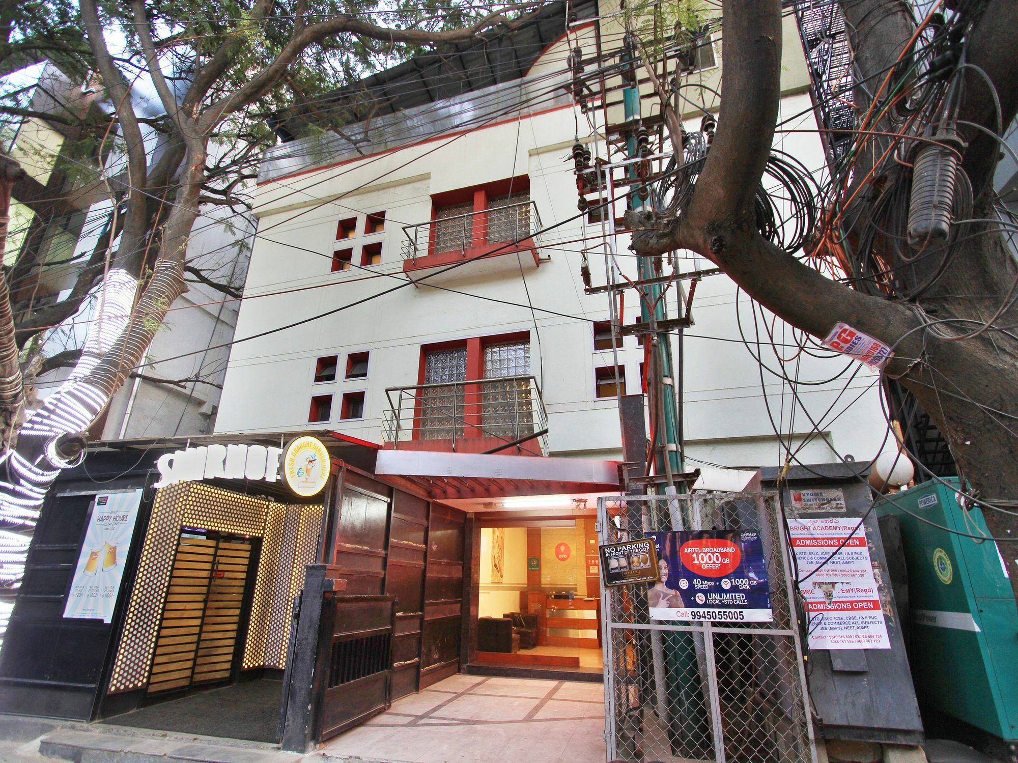 Oyo 345 Hotel Red Mount Aquilla Bengaluru Kültér fotó